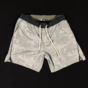 Vuori Trail Short 6.5in - Platinum Camo - Medium